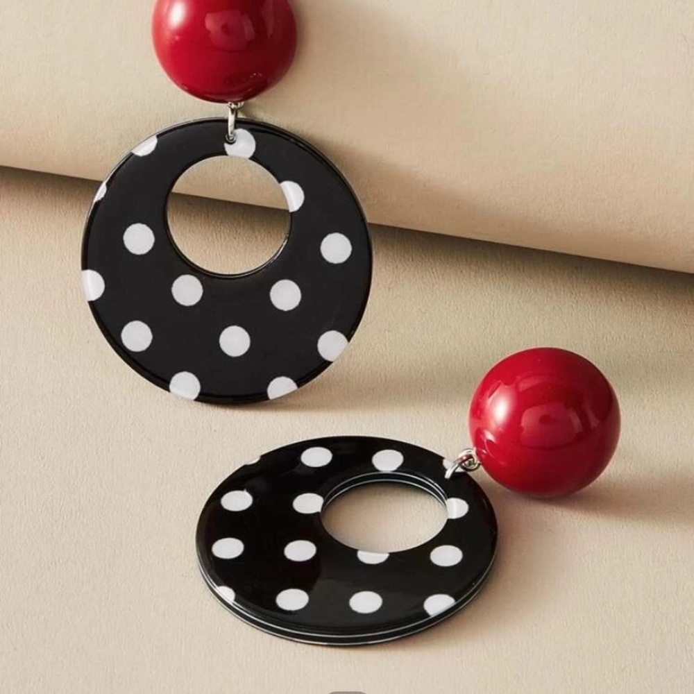 Lovely ♥️🖤 Polkadot Earrings